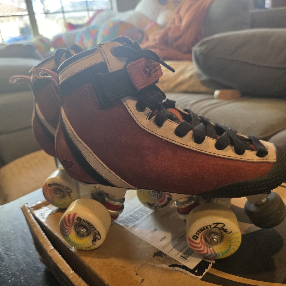 Bont Red Roller Skates Parkstar DERBY outdoor Metal Size 5 - Picture 7 of 10